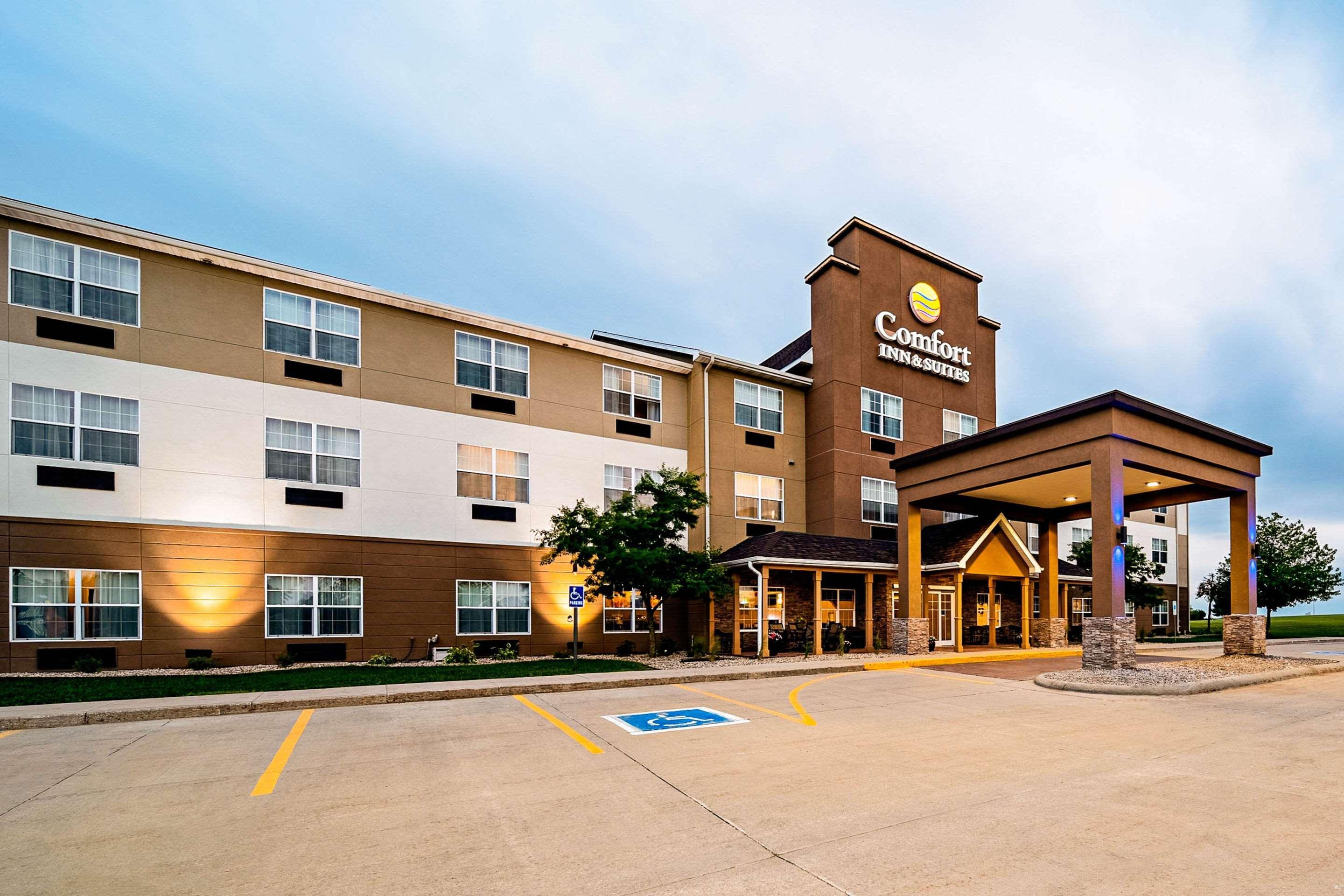 Comfort Inn&Suites Independence Exterior foto